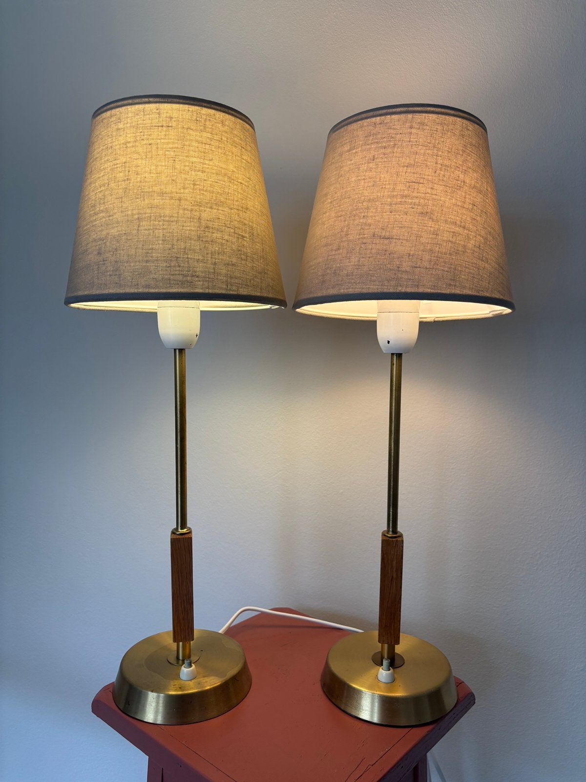 2 x Borens mid-century scandinavische tafellampen, Ophalen of Verzenden, Zo goed als nieuw, Minder dan 50 cm