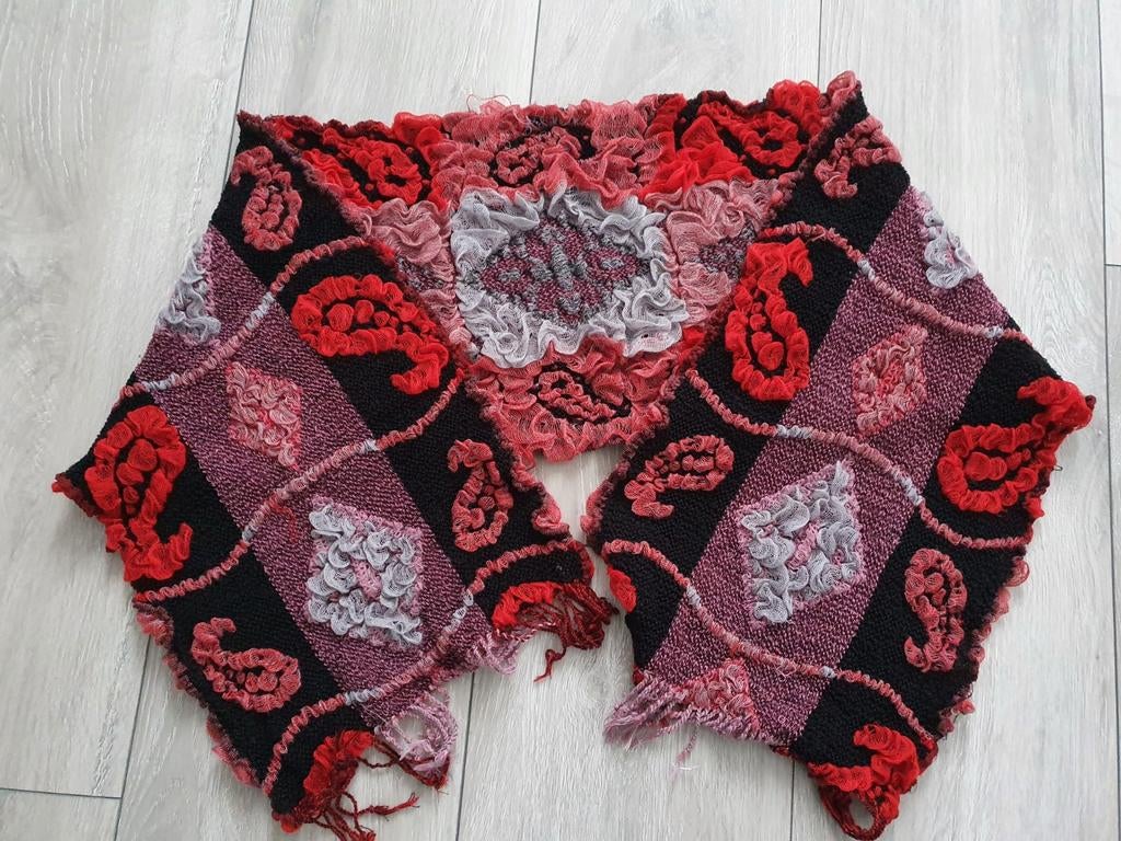 Heerlijke sjaal, Ophalen of Verzenden, Zo goed als nieuw, Maat 46/48 (XL) of groter, Sjaal