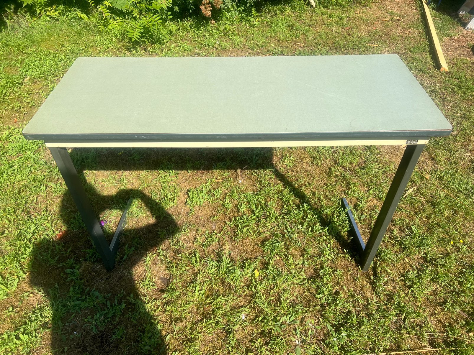 Oldskool vintage schoolbank promes, Ophalen