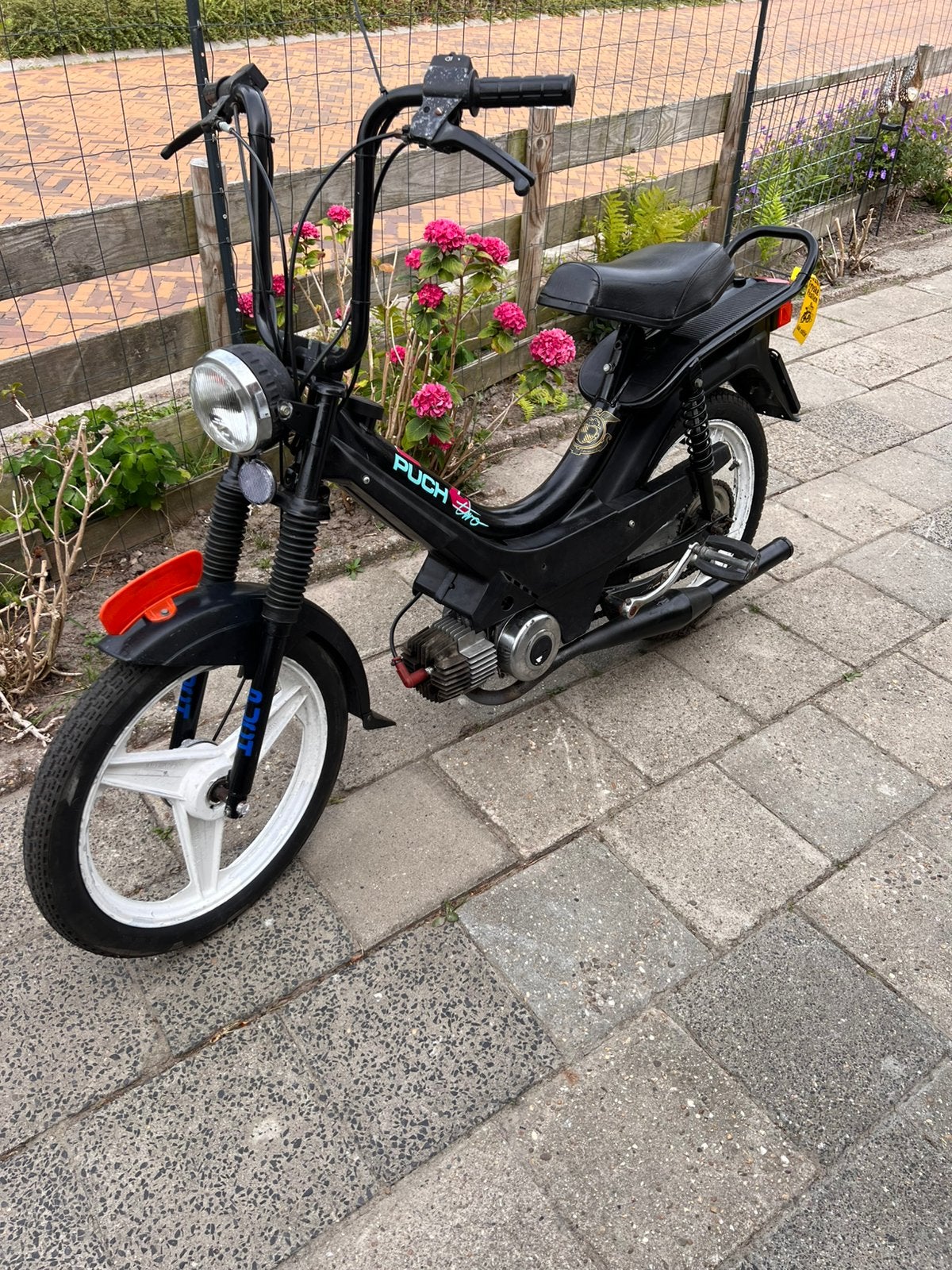 Nette puch z one met kenteken, Fietsen en Brommers, Ophalen of Verzenden, Zo goed als nieuw, Overige modellen