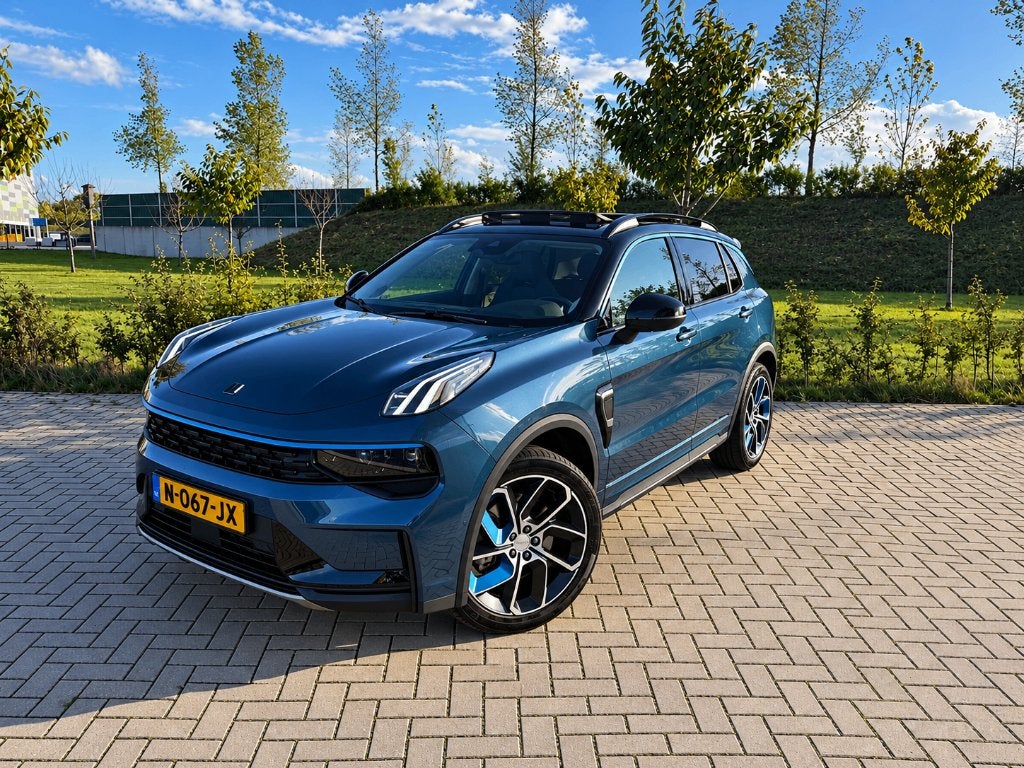 Lynk & co 01