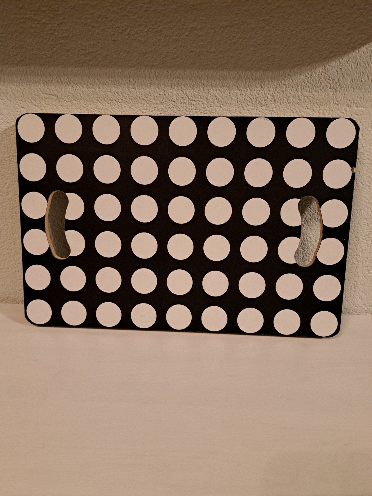 Dienblad/tafeltje op schoot met stippenpatroon, Ophalen, Hout, Modern, Gebruikt