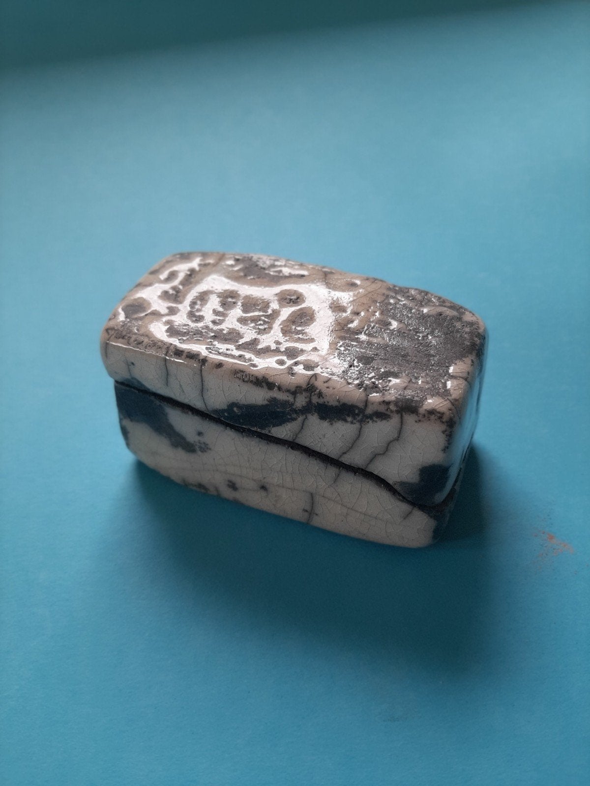 Uniek Keramieken Raku Doosje - Handgemaakt, Antiek en Kunst, Antiek | Keramiek en Aardewerk, Ophalen of Verzenden