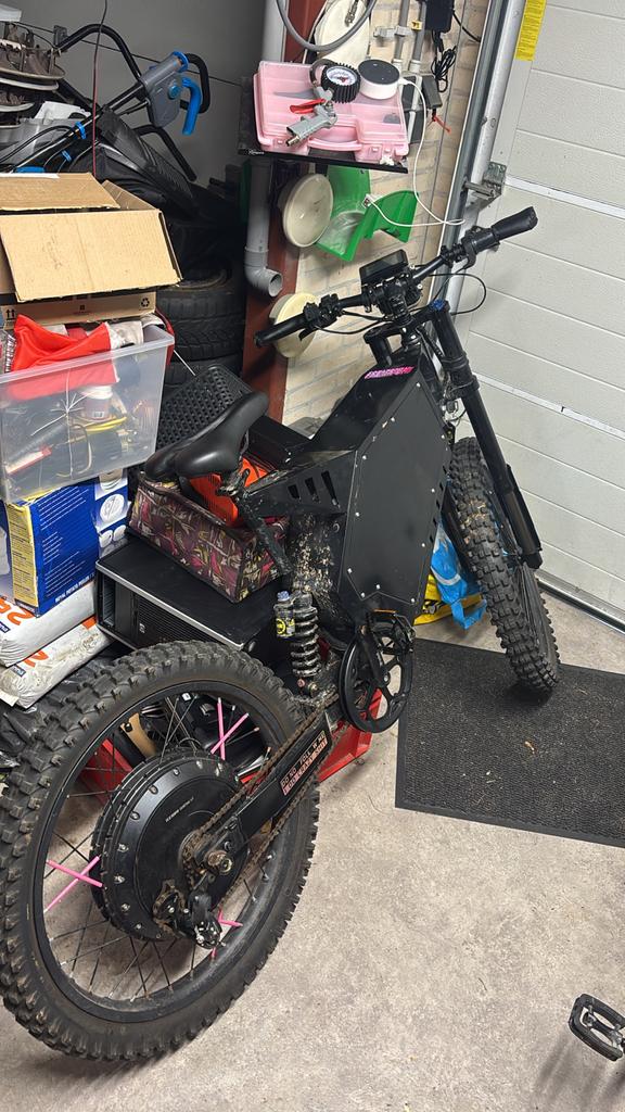 Stealth Bomber E-bike 15000W 72V - 100 km/u, Fietsen en Brommers, Elektrische fietsen, Overige merken, Gebruikt, Ophalen of Verzenden