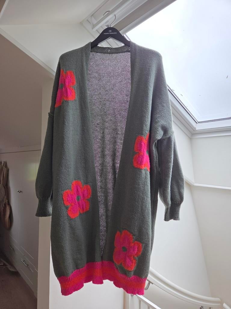 Groen vest met roze/oranje bloemen 1XL., Kleding | Dames, Truien en Vesten, Maat 46/48 (XL) of groter, Ophalen of Verzenden, Onbekend