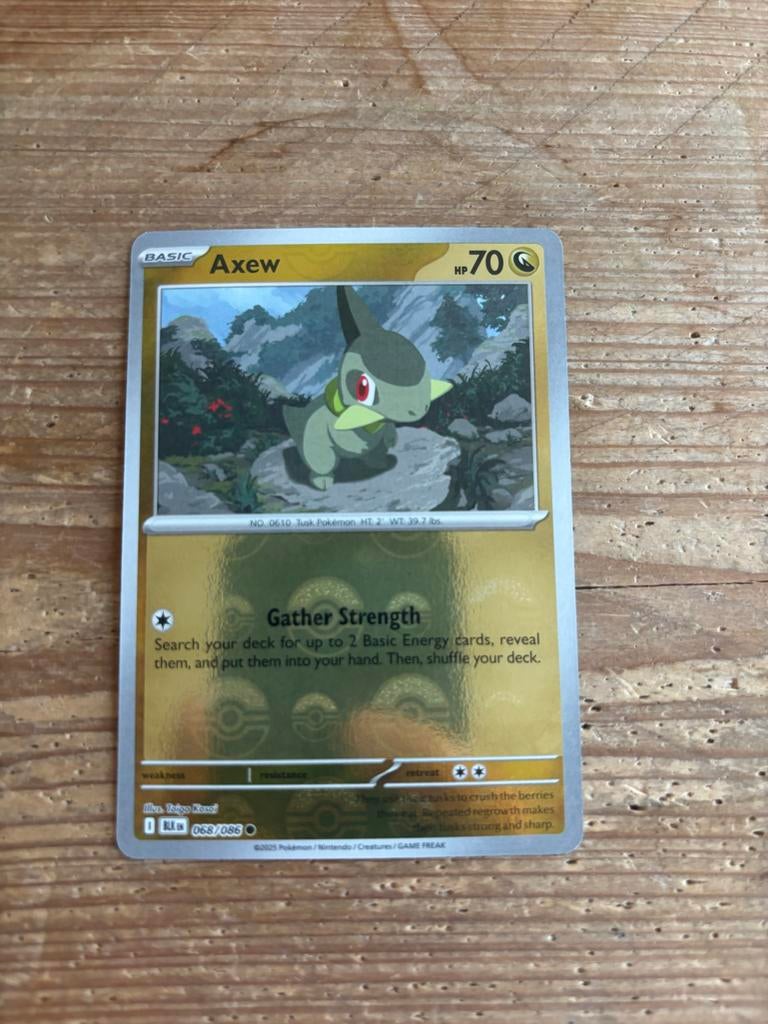Axew pokeball Pokémon Kaart - black & white Serie (Foil), Ophalen of Verzenden, Zo goed als nieuw, Losse kaart, Foil