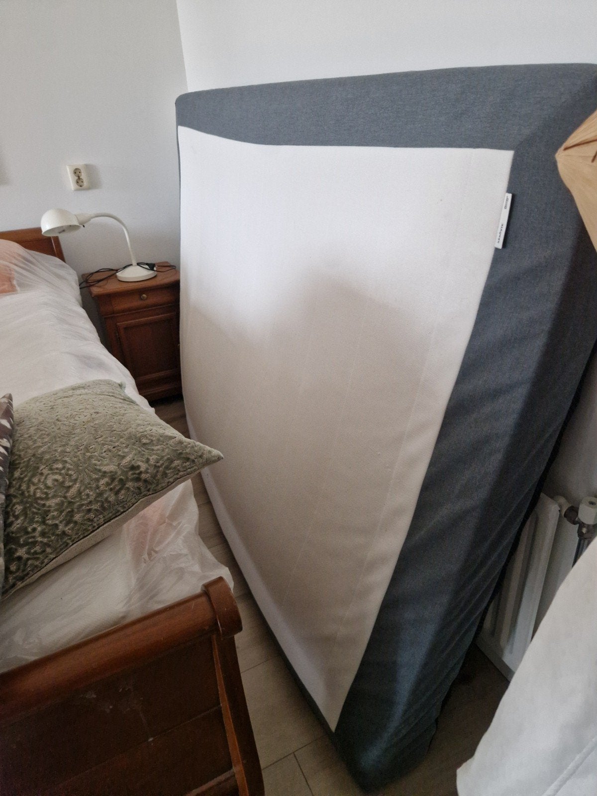 IKEA SÄBÖVIK Boxspring 140x200 cm, Huis en Inrichting, Ophalen, 140 cm, Zo goed als nieuw, Twijfelaar