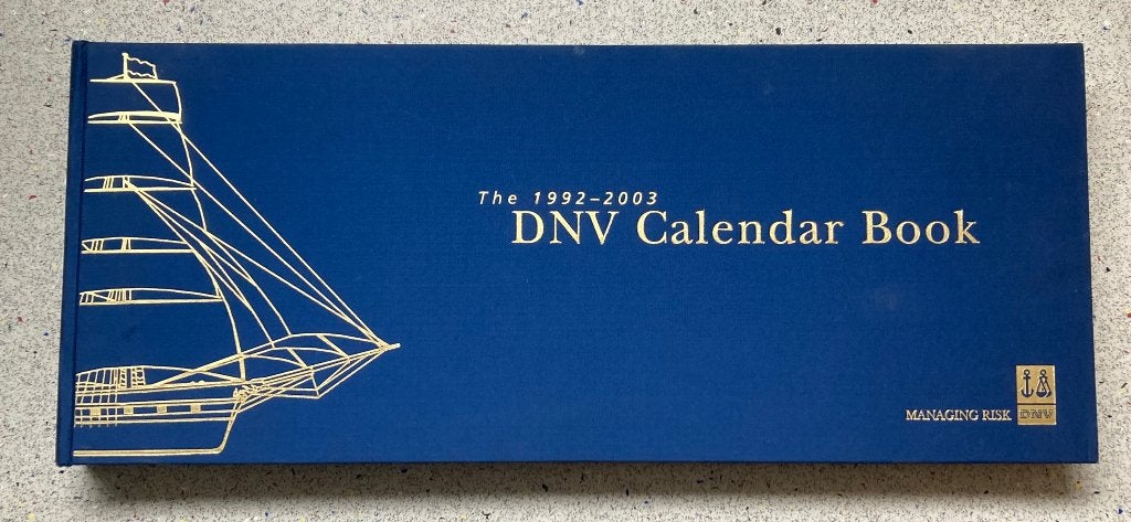 The 1992-2003 DNV Calendar Book, Verzamelen, Scheepvaart, Verzenden, Zo goed als nieuw, Motorboot of Zeilboot, Boek of Tijdschrift