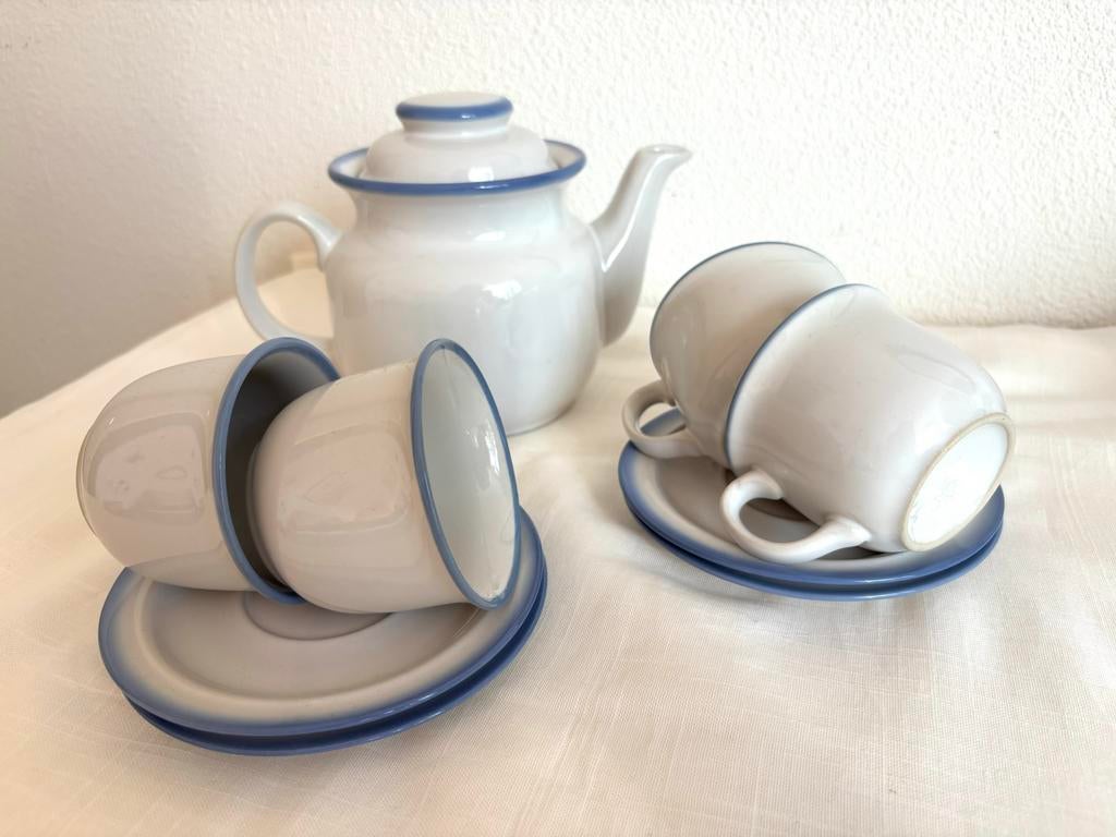 Vintage Pruszkow theeservies - theepot en 4 kop en schotels, Ophalen of Verzenden