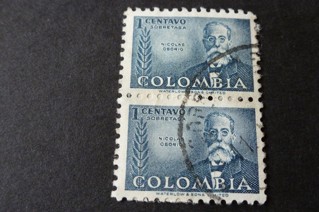 Postzegels - Colombia - oude 2x 1 centavo 1952 gestempeld, Ophalen of Verzenden, Gestempeld, Zuid-Amerika