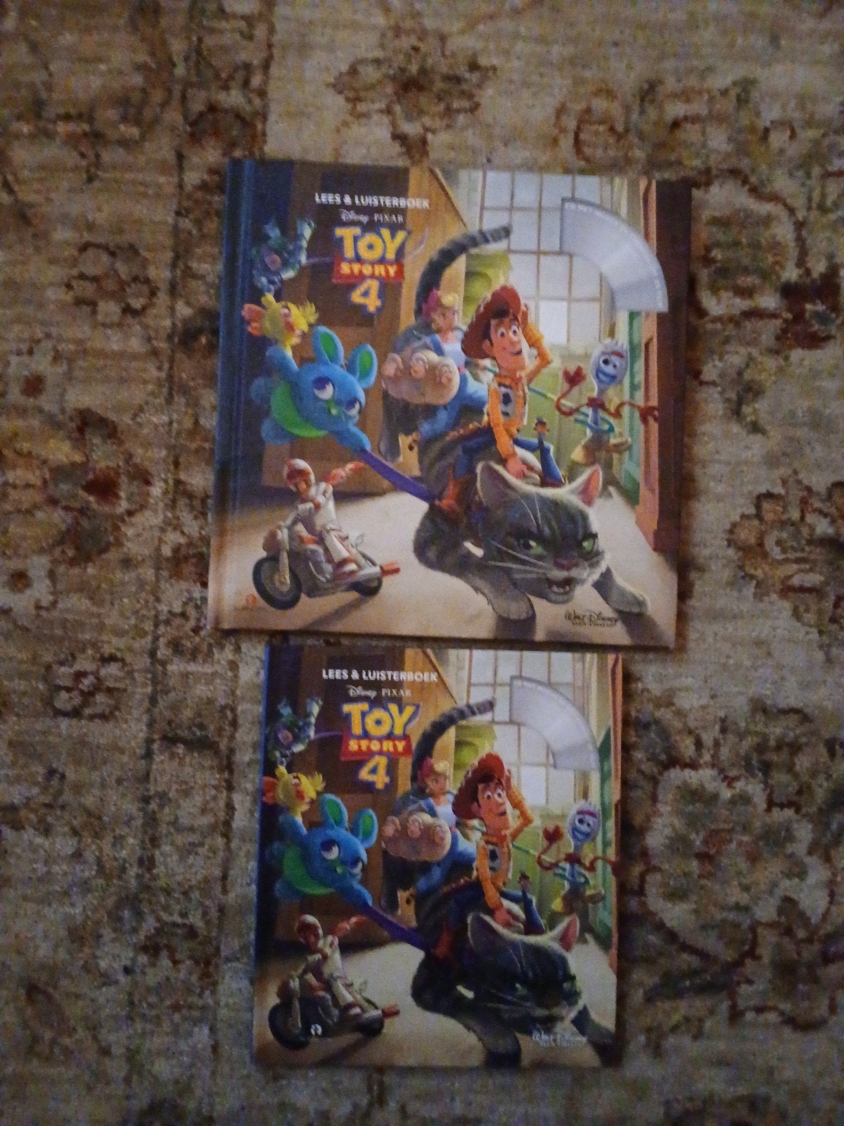 Toy Story 4 Lees- & Luisterboek met CD, Boeken, Ophalen of Verzenden, Zo goed als nieuw, Disney Pixar, Sprookjes