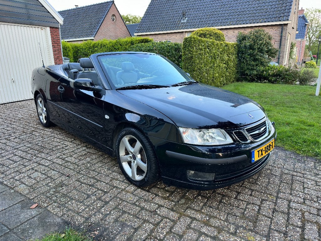 Nette Saab 9-3 Cabrio 2.0T — Handgeschakeld — Nieuwe APK, Auto's, Saab, Voorwielaandrijving, 1998 cc, 4 cilinders, Cabriolet
