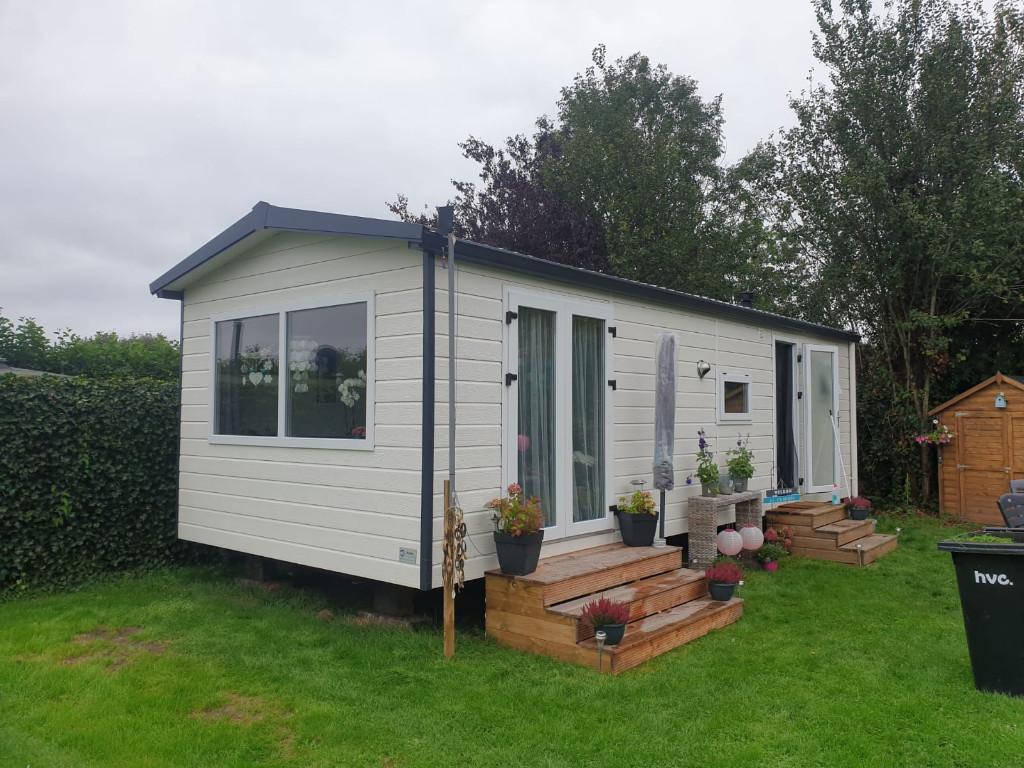 Ruim Chalet te huur, omg Winkel - Heerhugowaard, Noord-Holland