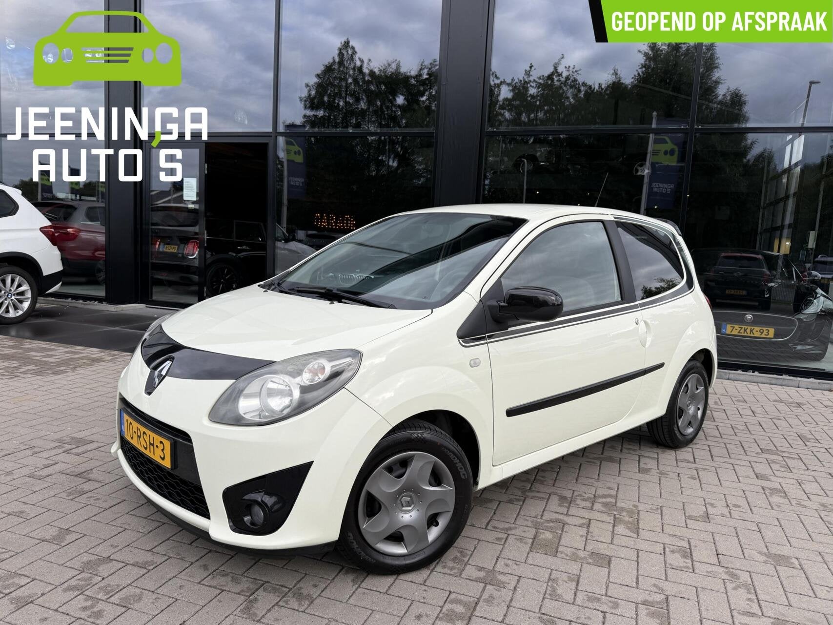Renault Twingo 1.5 dCi Collection|Airco|Trekhaak, Auto's, Voorwielaandrijving, Euro 5, Gebruikt, Zwart