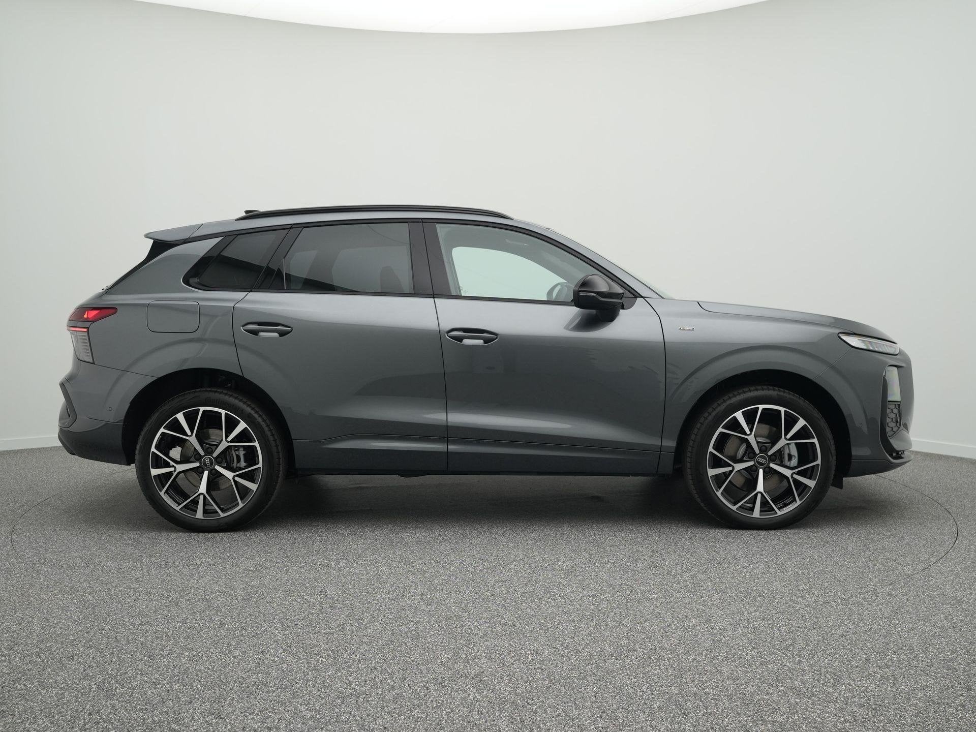 Audi Q3 1.5 e-hybrid S edition 272pk | Camera | 20" Velgen |, Auto's, 1800 kg, Euro 6, 4 cilinders, 150 min
