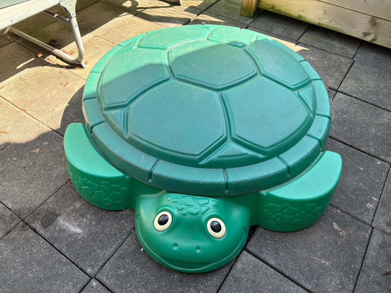 Zandbak met goede, waterdichte deksel, Ophalen, Gebruikt
