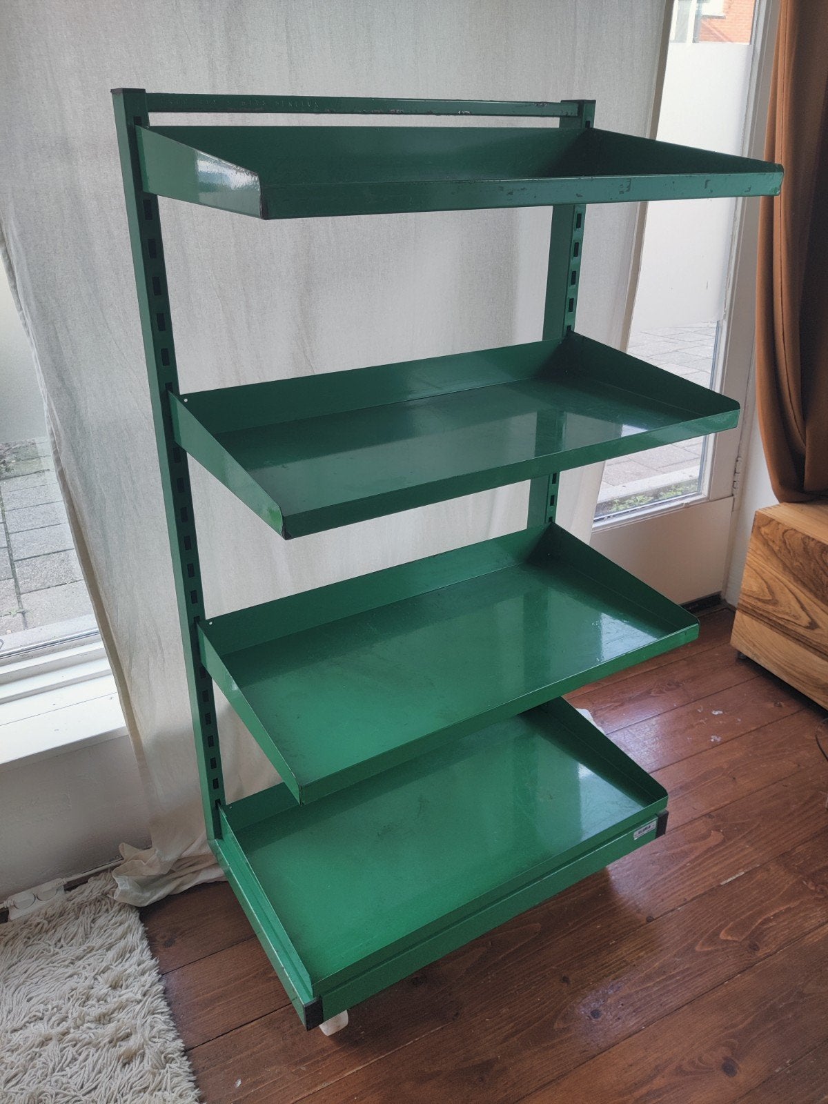 Groen metalen stellingkast op wielen, Huis en Inrichting, Ophalen of Verzenden