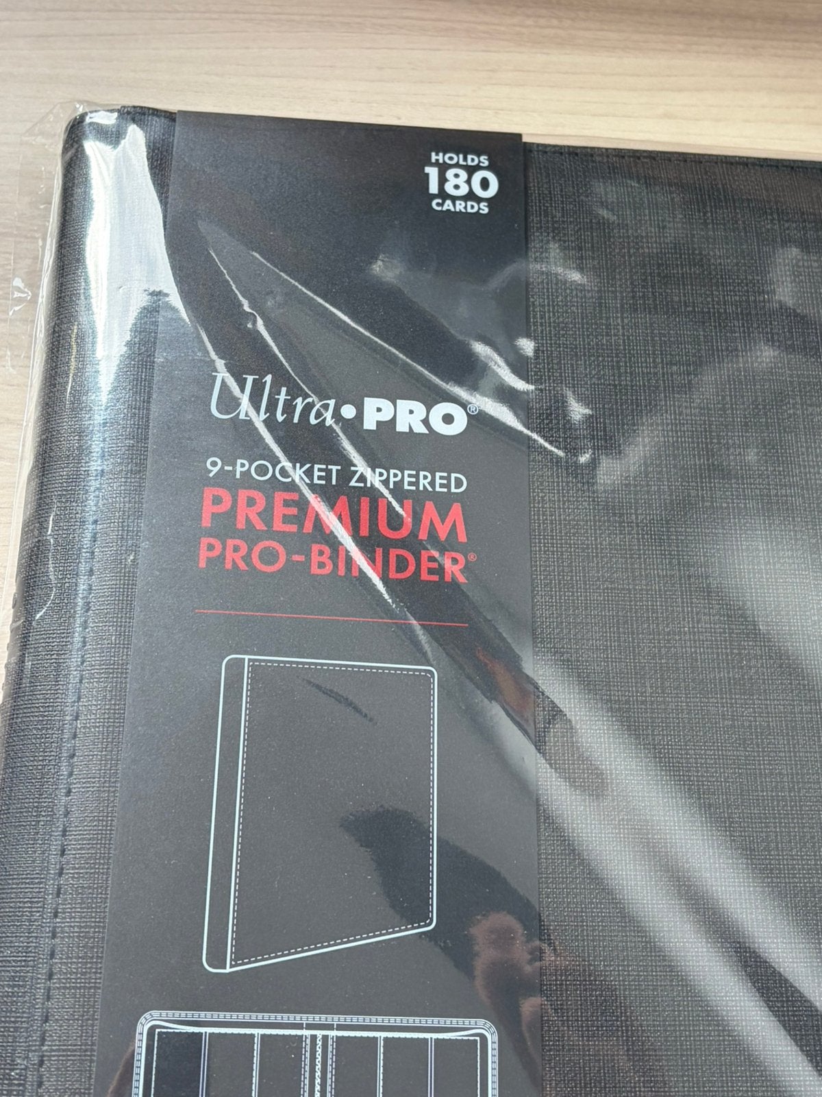 Ultra PRO Premium Pro-Binder 9 Pocket Zippered 180 Black, Ophalen of Verzenden, Zo goed als nieuw