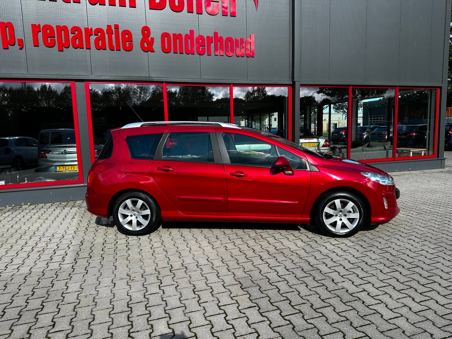 Peugeot 308 SW 1.6 THP XT / Automaat / Airco / Cruise / Trek, Auto's, Gebruikt, 4 cilinders, Origineel Nederlands, Euro 4