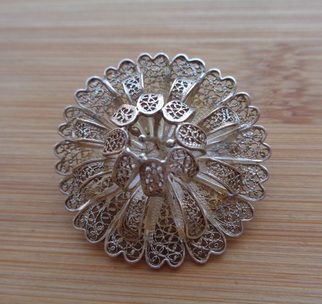 zilveren filigrain bloem broche [508], Verzenden, Minder dan 4 cm, Zo goed als nieuw, Zilver