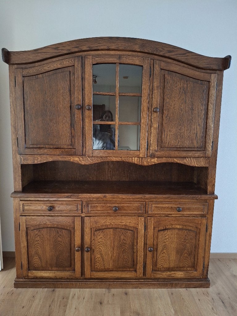Vintage vitrine/buffetkast in donker eiken, Huis en Inrichting, Ophalen, Gebruikt, Eikenhout, 150 tot 200 cm