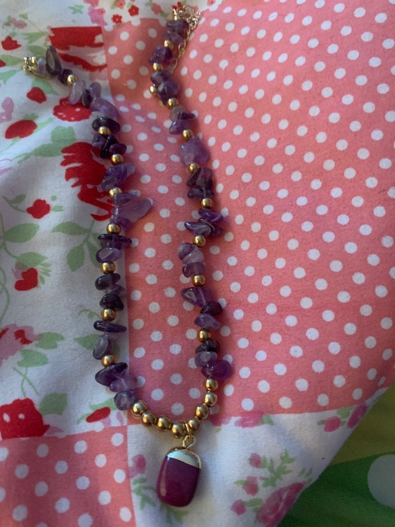Amethist korte ketting, Sieraden, Tassen en Uiterlijk, Kettingen, Paars, Ophalen of Verzenden, Zo goed als nieuw, Steen of Mineraal
