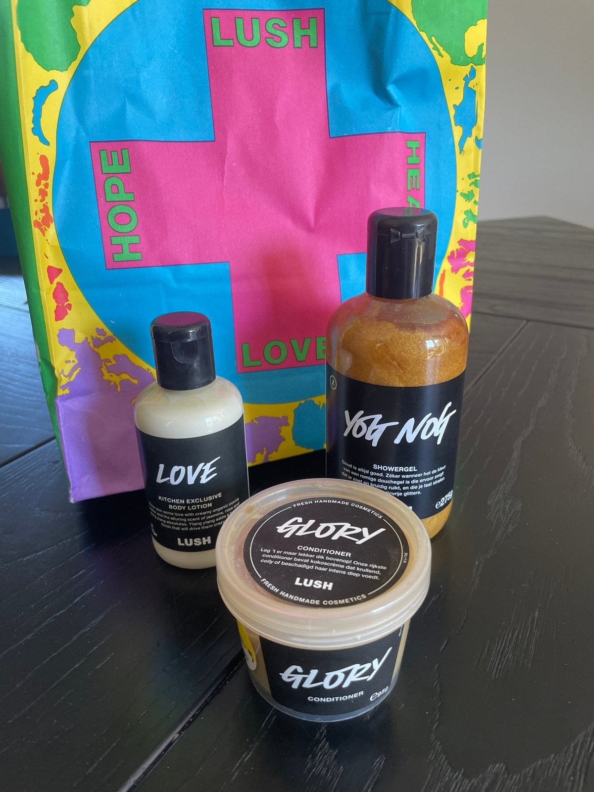 Lush pakket: Yog Nog, Glory Conditioner & Love Kitchen, Ophalen of Verzenden, Nieuw, Bad & Douche