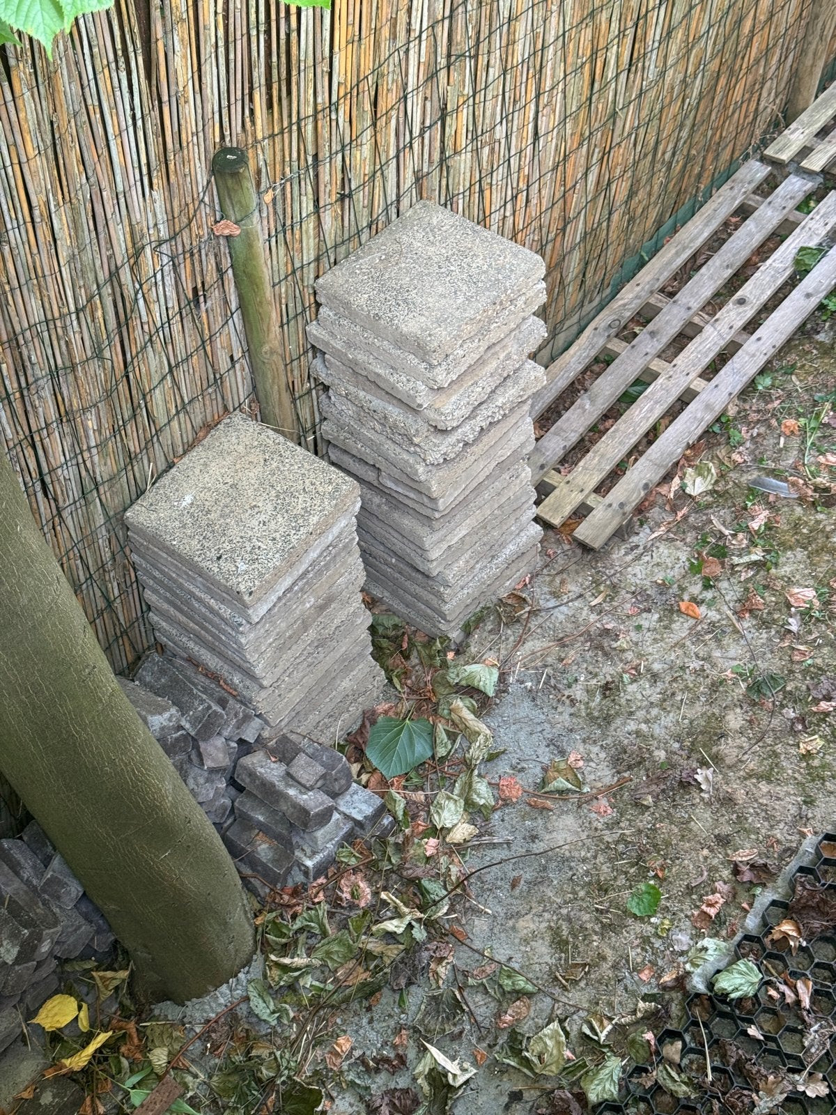 Gebruikte betontegels voor tuin of terras, Ophalen, Gebruikt, 5 tot 10 m², Beton