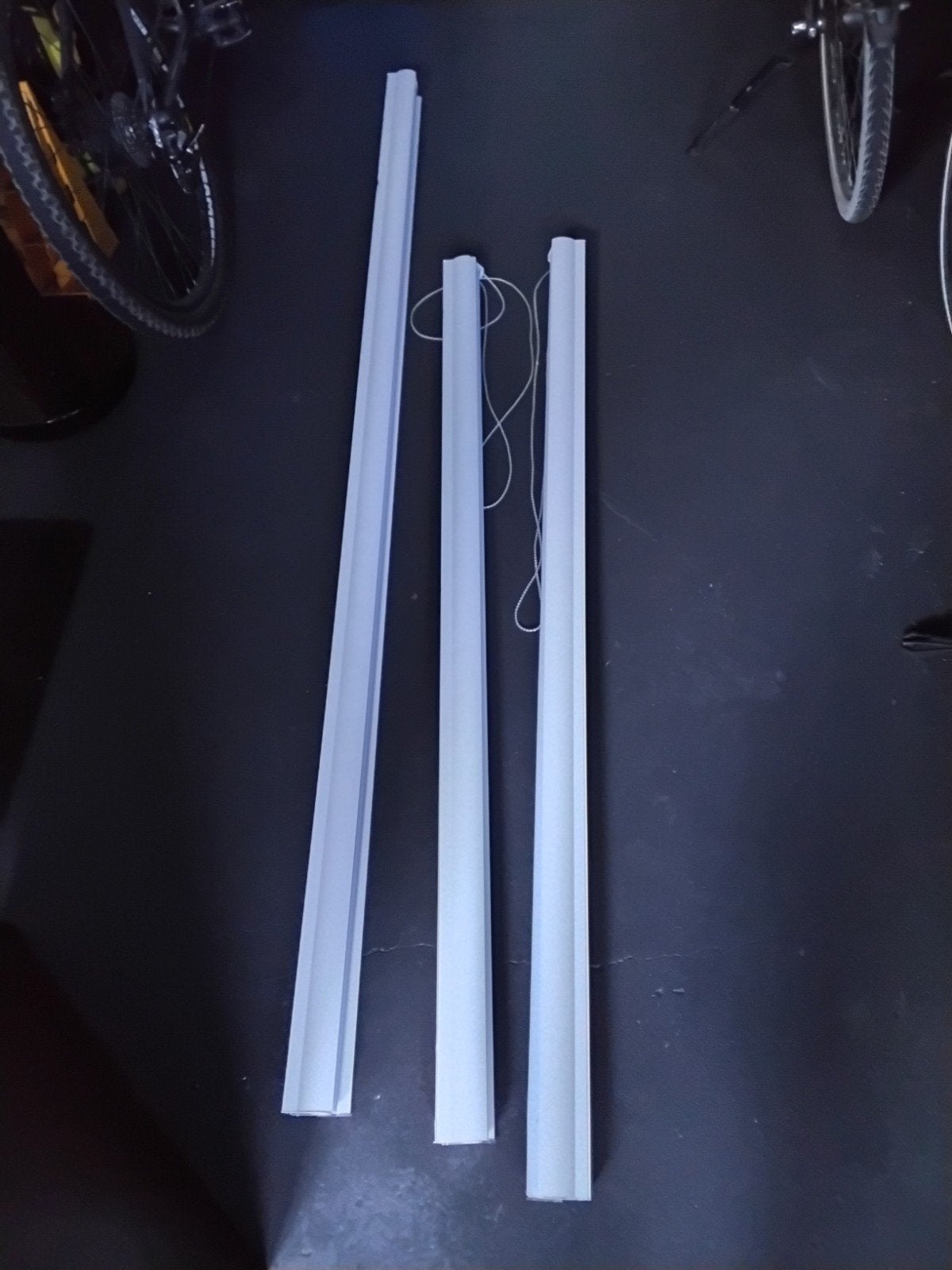 witte duo rolgordijnen in een halfronde cassette., Ophalen of Verzenden, Zo goed als nieuw, Overige materialen