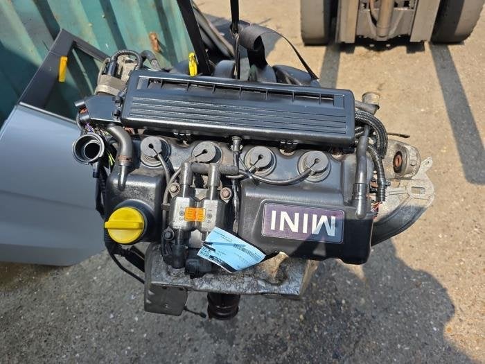 Motor van een BMW Mini One, Gebruikt, -, -, Ophalen of Verzenden