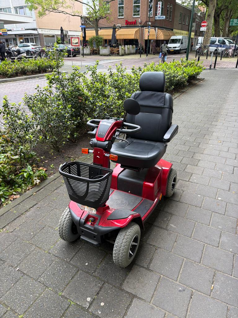 Celebrity XL Scootmobiel, Ophalen, Zo goed als nieuw, Overige merken, 11 t/m 15 km/u
