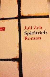 Juli Zeh, Spieltrieb. Roman in het Duits, Ophalen of Verzenden, Zo goed als nieuw, Juli Zeh, Fictie