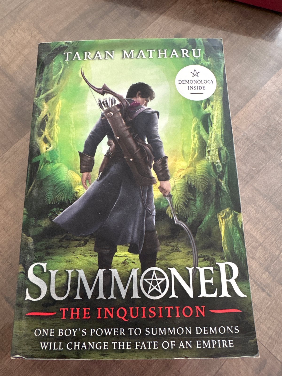 Summoner: The Inquisition - Taran Matharu (Boek 2), Ophalen of Verzenden, Gelezen