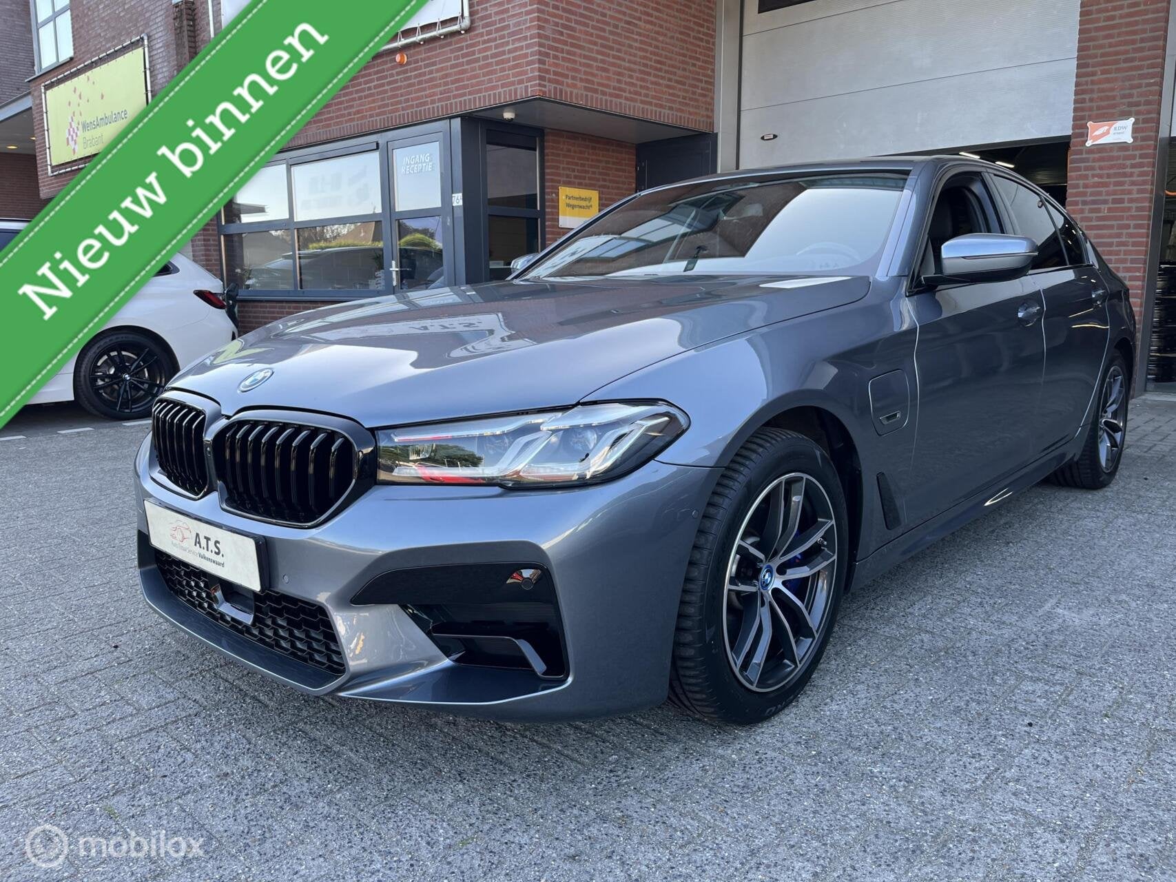 BMW 5-serie 520e M-PAKKET*ACC*MASAGE*CAMERA*CARPLAY*90%SOH*, Auto's, Automaat, 1998 cc, Achterwielaandrijving, Gebruikt