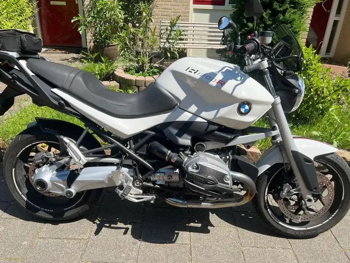 BMW R1200R Naked Bike - Goed onderhouden, 2 cilinders, Sportuitlaat, Motorrijbewijs A, Gebruikt