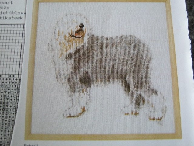 Borduurpatroon  Bobtail hond   nr 9669 do, Verzenden, Nieuw, Handborduren, Patroon