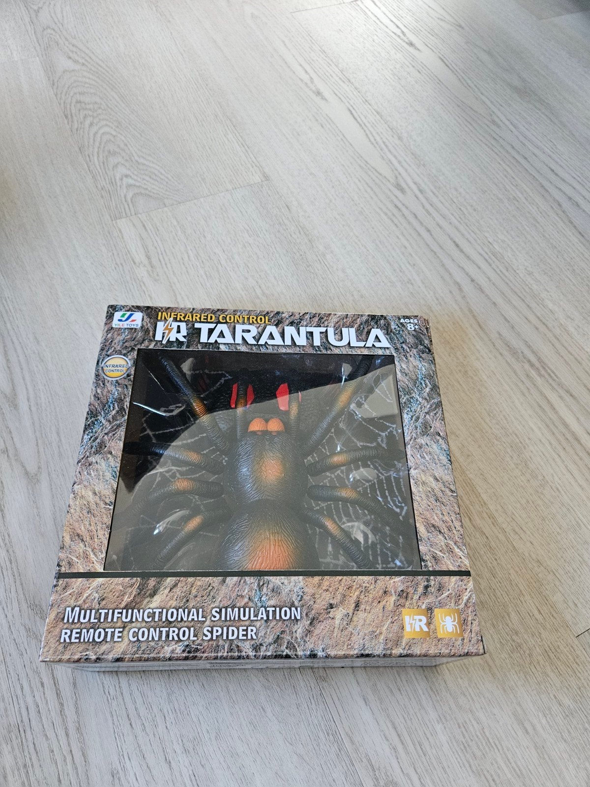 Spin Tarantula afstandsbediend, Spin of Schorpioen