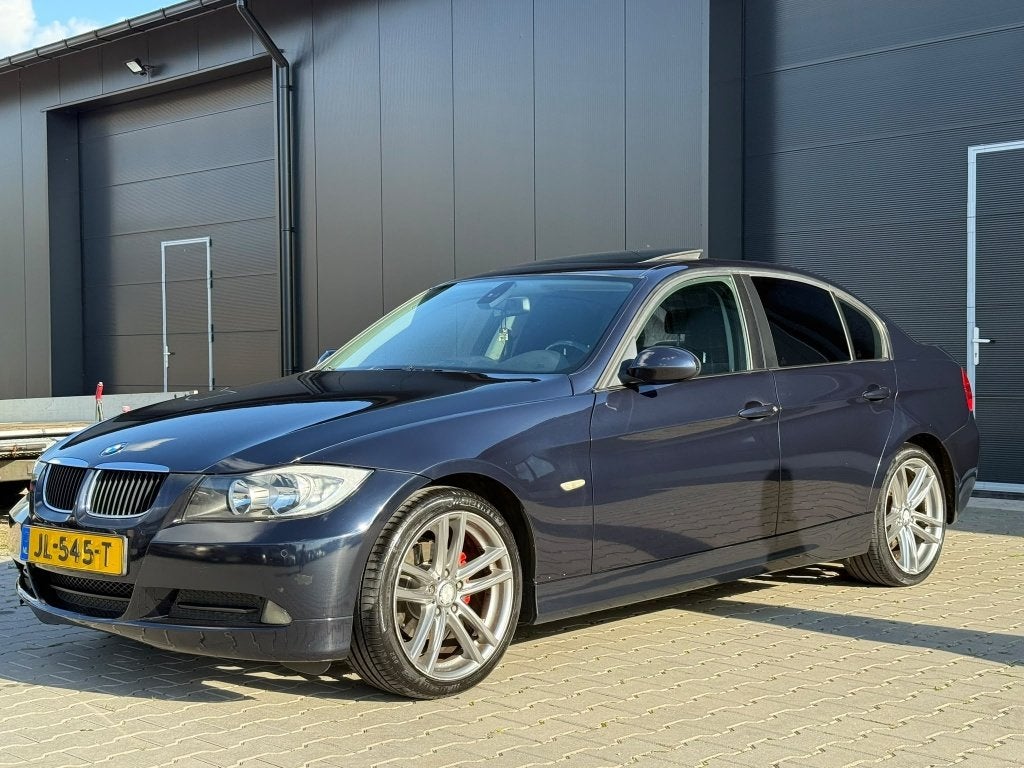 Foto 2 van BMW 3-Serie 2.0 I 318! 2006 Blauw