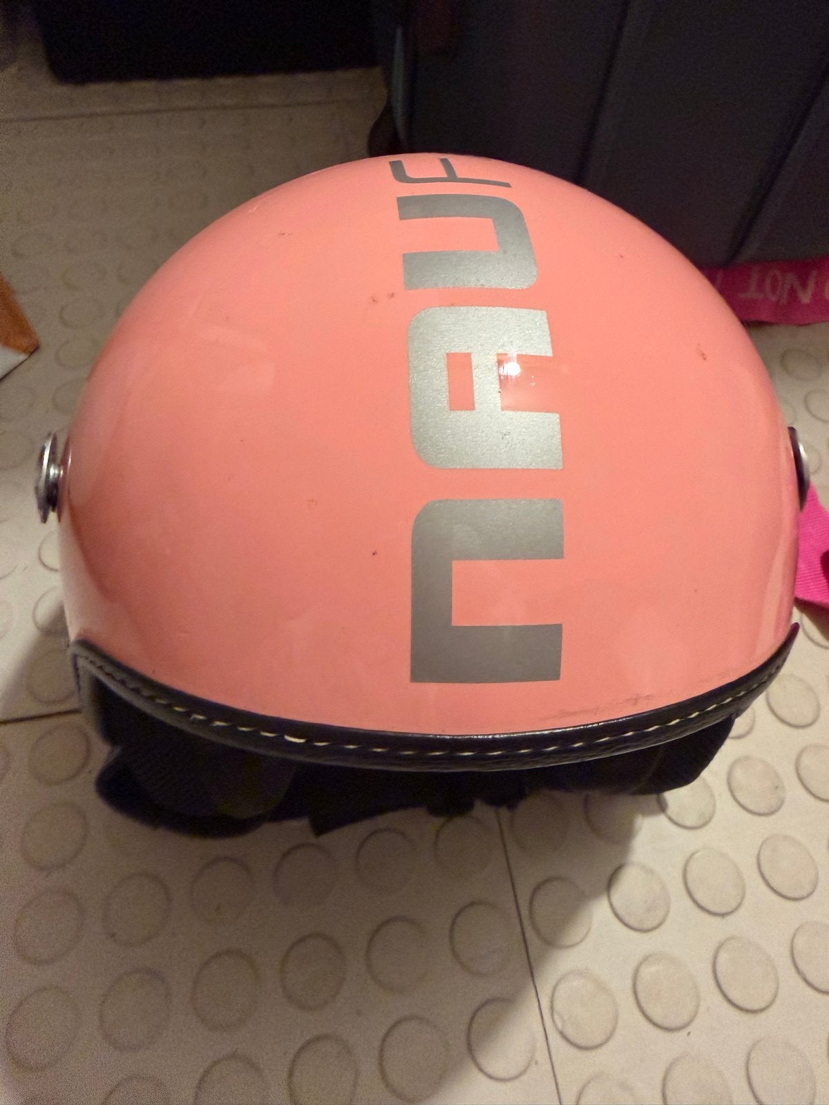 Roze scooterhelm - Nau Fashion, Ophalen of Verzenden, Gebruikt, Medium