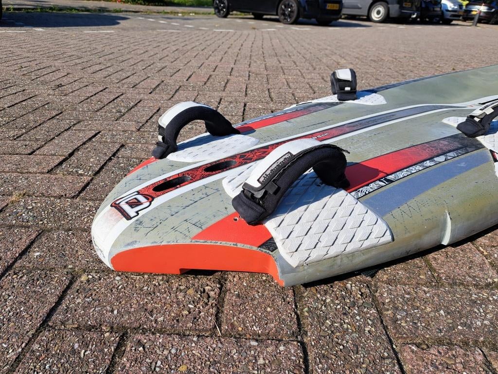 Starboard Isonic 107 race - slalom, Watersport en Boten, Windsurfen, Plank, Ophalen