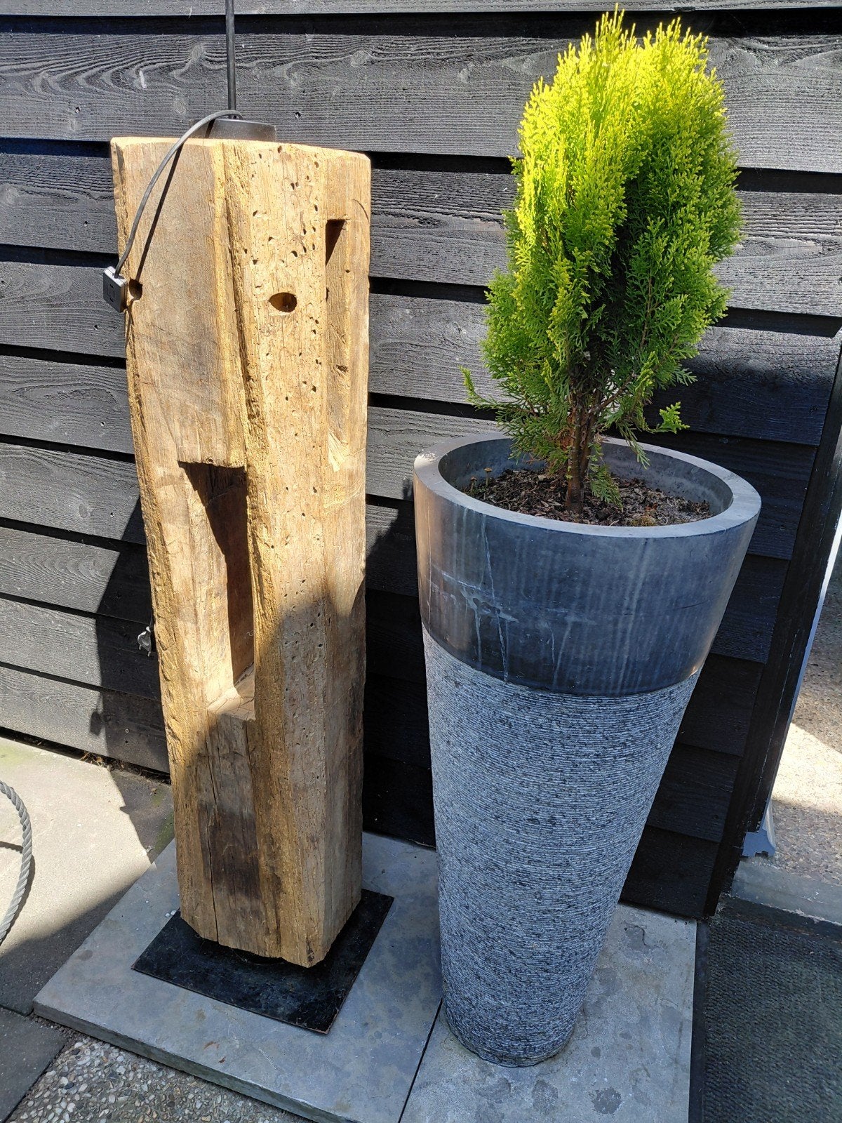 Robuuste lampvoet, Tuin en Terras, Bloembakken en Plantenbakken, Ophalen of Verzenden, Rond, Hout