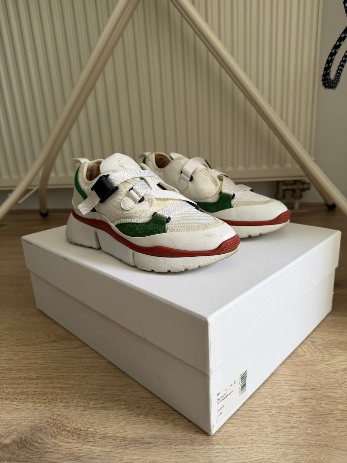Chloe sneakers, Ophalen of Verzenden, Zo goed als nieuw, Sneakers of Gympen