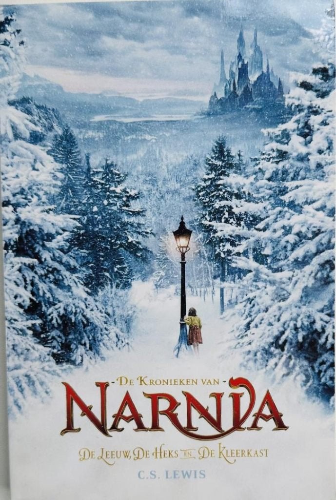 C.S. Lewis: Narnia, de leeuw, de heks en de kleerkast, Ophalen of Verzenden, Gelezen, Fictie algemeen