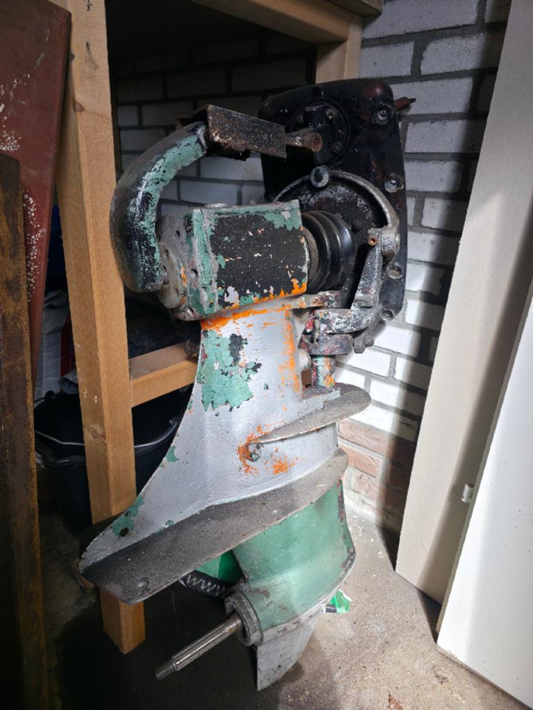 Royal enfield  staartstuk met schroef, Ophalen, Gebruikt, Motor en Techniek, Motorboot