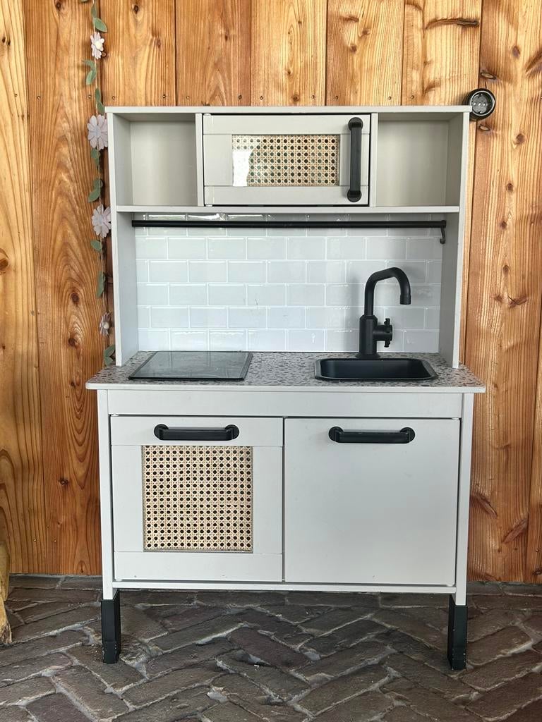 Gerestyles Ikea keukentje, Ophalen, Zo goed als nieuw