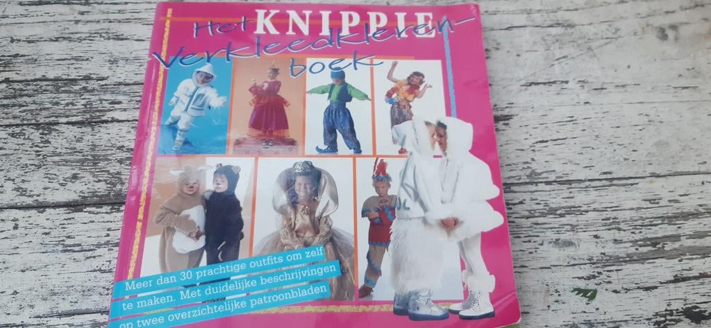 het grote Knippie Verkleedkleren boek, Ophalen, Kind, Knippie, Overige typen