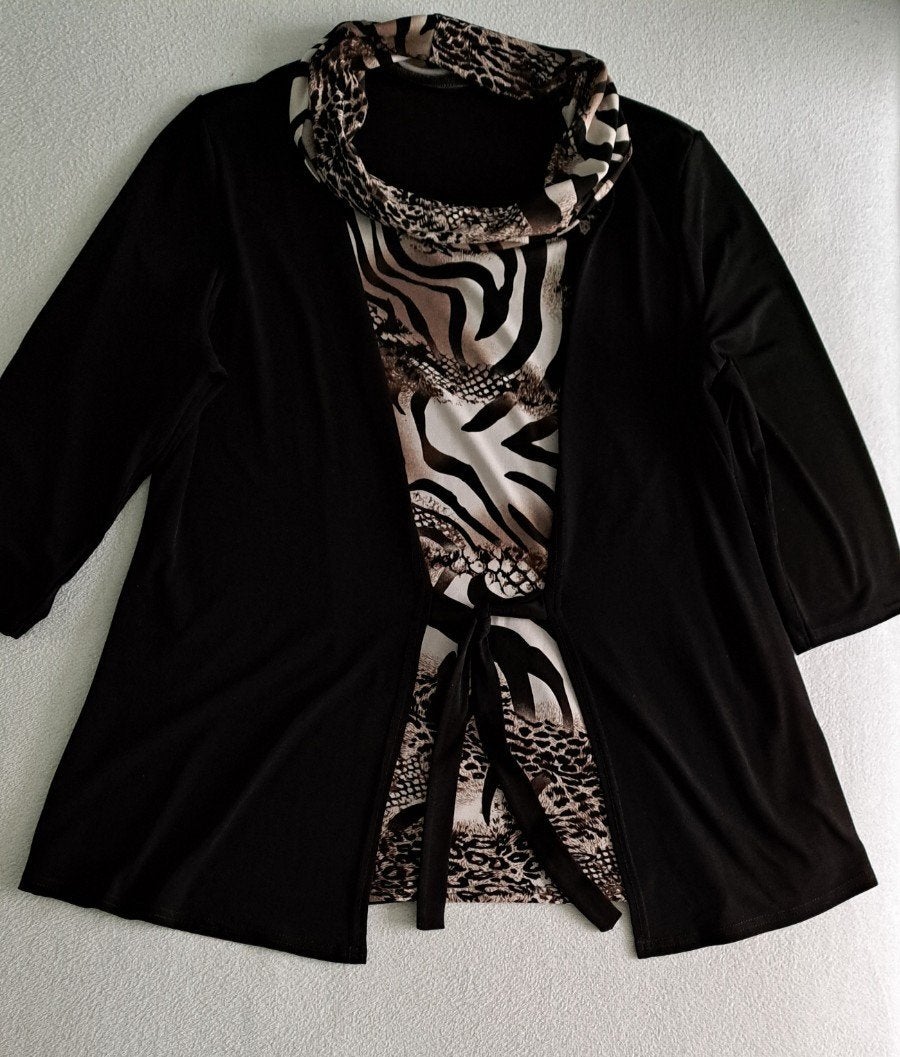 2-in-1 vest met shirt met wijde coll, mt. L/XL, Ophalen of Verzenden, Zo goed als nieuw, Maat 42/44 (L), Meerkleurig