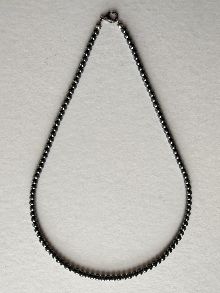 Halsketting Hematiet + Ring Hematiet, Ophalen of Verzenden, Zo goed als nieuw, Zwart, Steen of Mineraal
