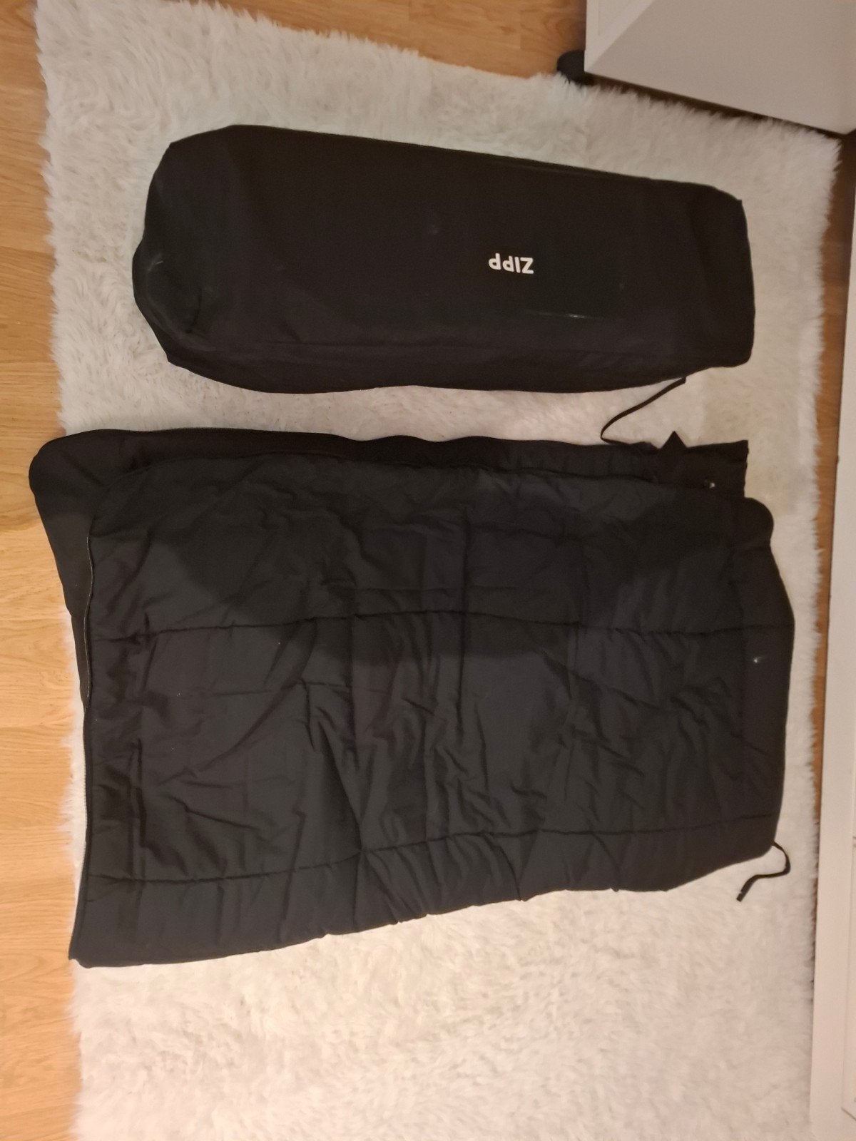 ZIPP Campingbedje met matras prijs kan altijd nog zakken, Ophalen, Zo goed als nieuw, Eenpersoons, Zwart