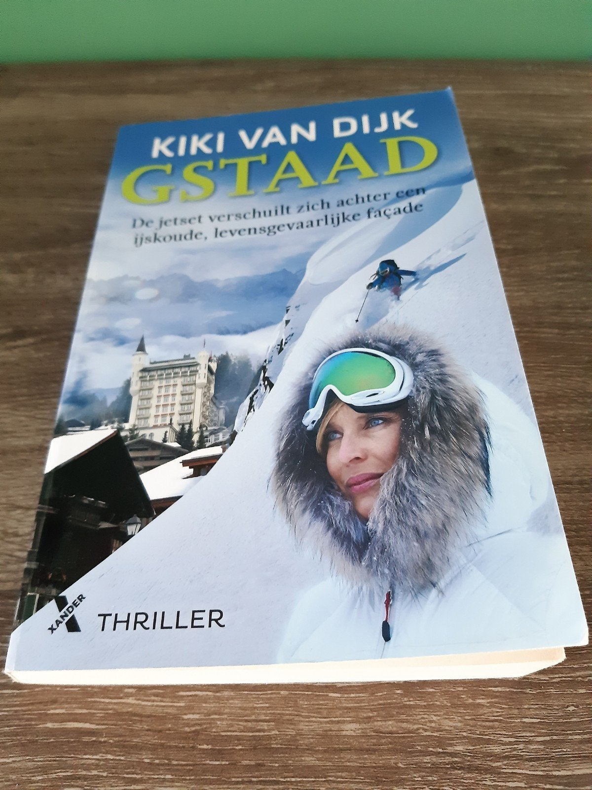 Kiki van Dijk - Gstaad, Ophalen of Verzenden, Gelezen